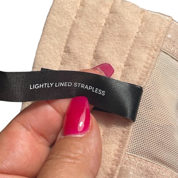 Torrid Curve Strapless Nude Beige Lace Lightly Lined Support Bra 46D Wide Band - Picture 6 of 6